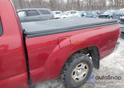 2008 Toyota Tacoma из США, поврежденный, VIN 5TETX22NX8Z517041